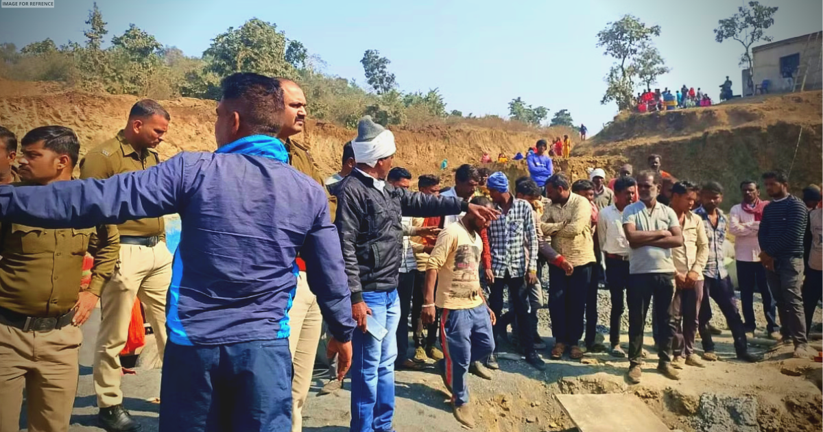 Labourer killed, 6 others injured as dug-up mud falls on them in MP's Jabalpur